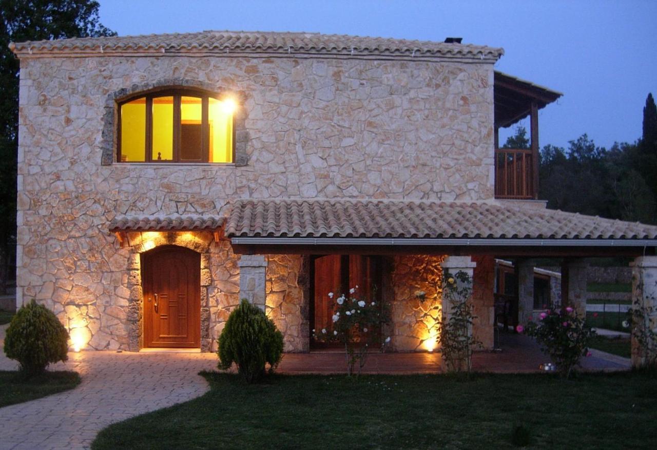 Vintage Villa Gazatika Exterior photo