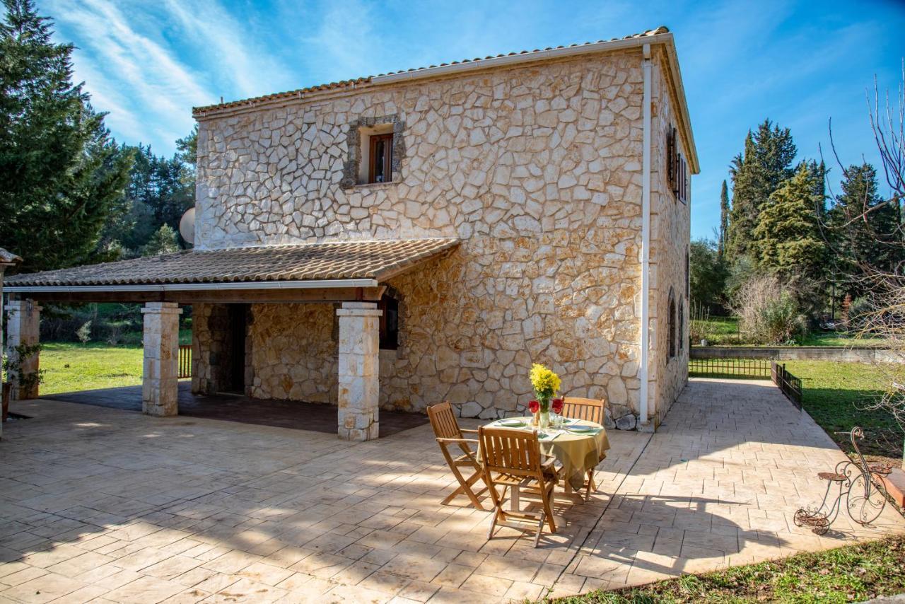 Vintage Villa Gazatika Exterior photo